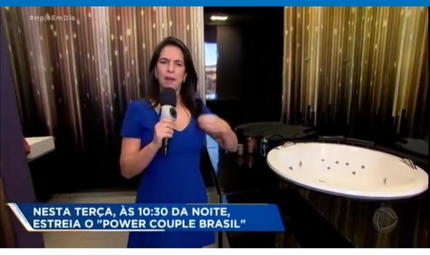 Banheira Aqualax no programa Power Couple 4